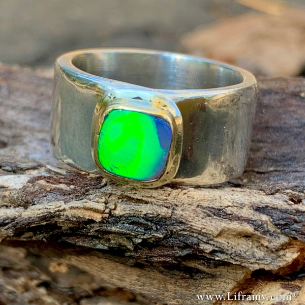 Liframy – Magical Handmade Gold and Silver Opal Ring
