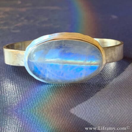 Liframy – Rainbow Moonstone Cuff